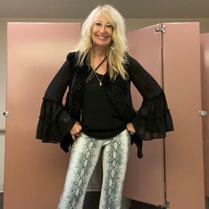 Meet your Posher, Karen